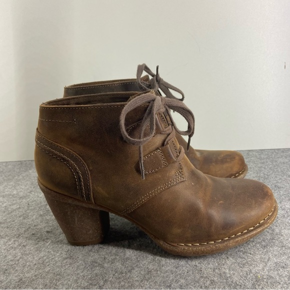 Clarks Artisan Carleta Lyon Tan Leather Ankle Booties Women’s Size 7 - Picture 3 of 7